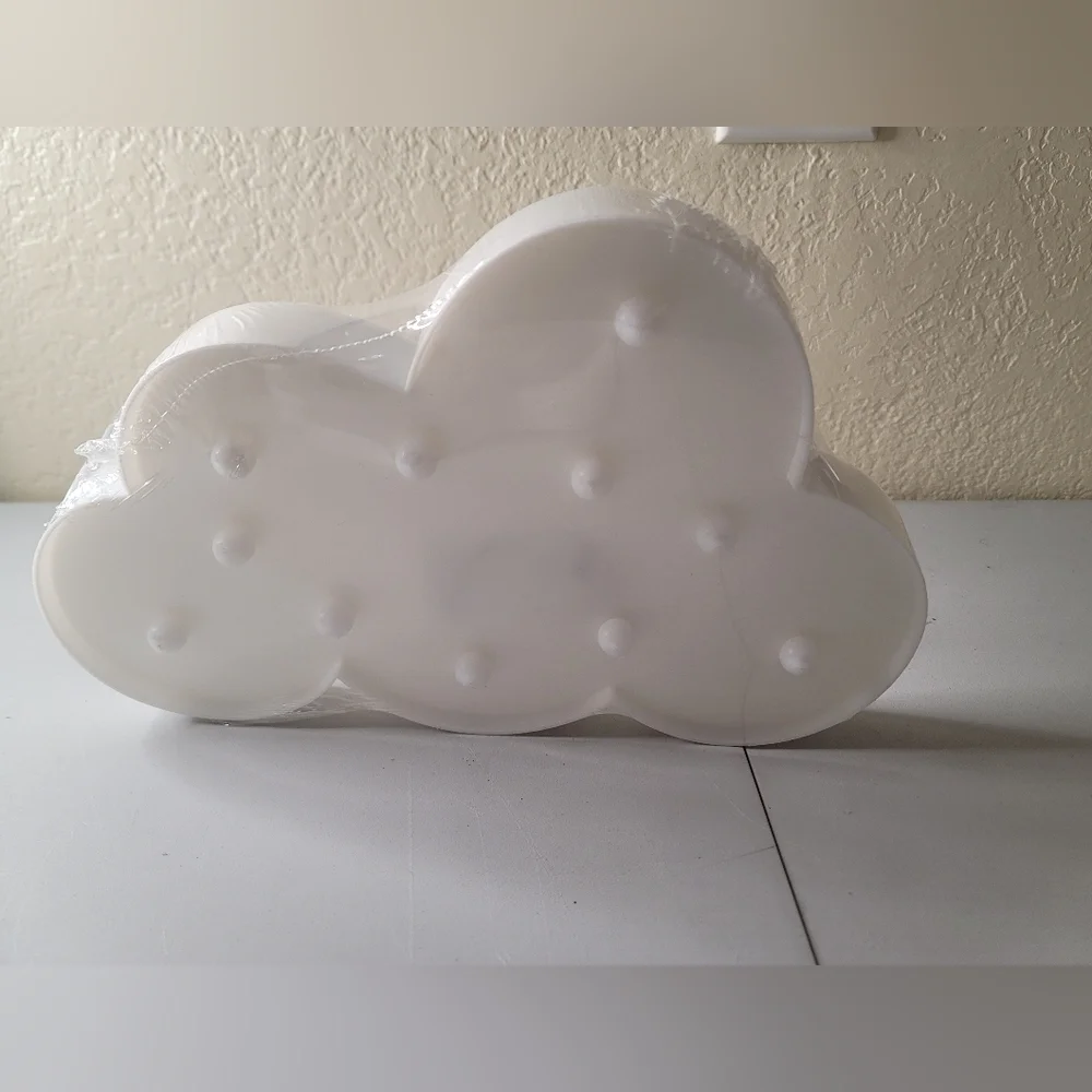 Cloud Shaped LED Night Light - White-Battery Powered - Picture 4 of 5